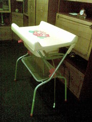 стол для пеленания с ванночкой б/у,  в отличном состоянии.